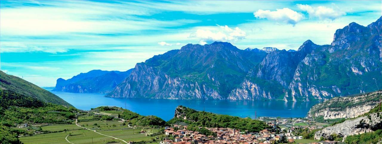 Gasthaus Casa San Tome Torbole Sul Garda Exterior foto