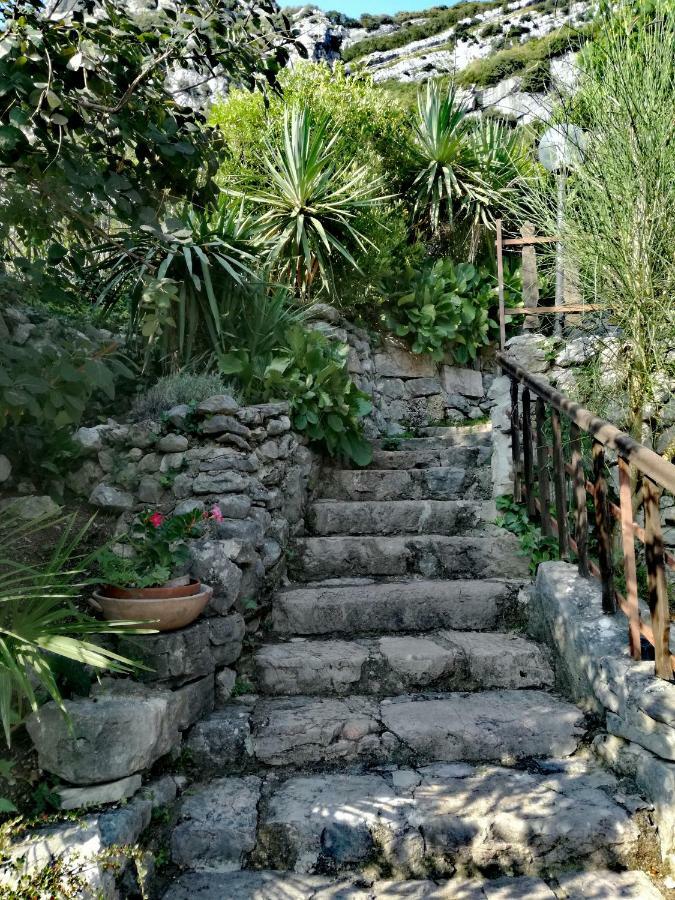 Gasthaus Casa San Tome Torbole Sul Garda Exterior foto
